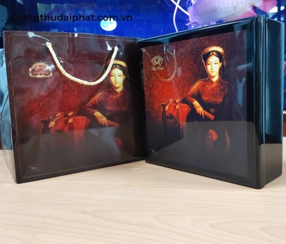 Lễ Hộp Cung Đình 999